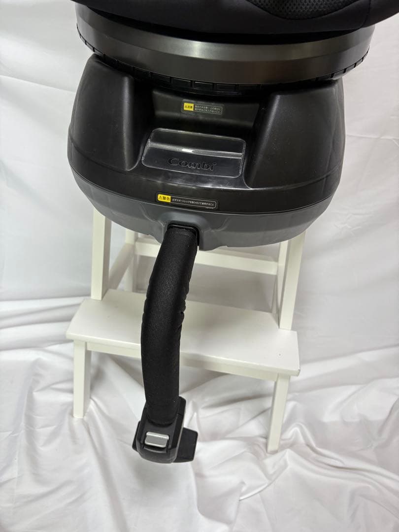 【美品】Combi ネセルターン　ネクスト　パッド完備