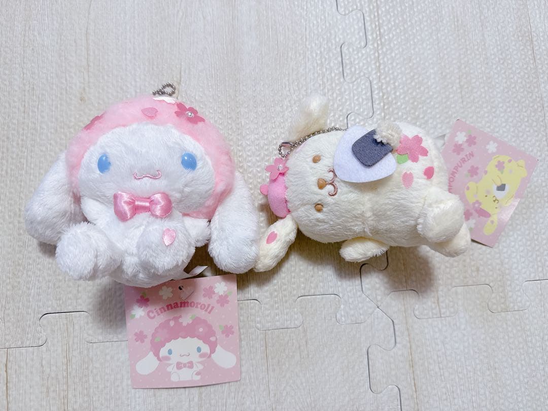 サンリオ　お花見マスコットホルダー　桜　シナモン　ポムポムプリン