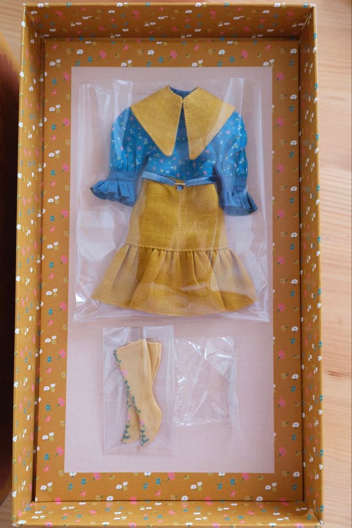 チェリーちゃん　マドレーヌ　衣装のみ