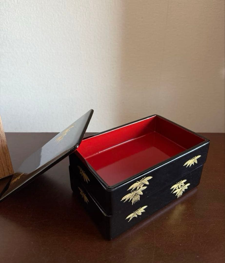 秋田 川連漆器 二段弁当箱 漆塗 沈金 天然木 木製 未使用品