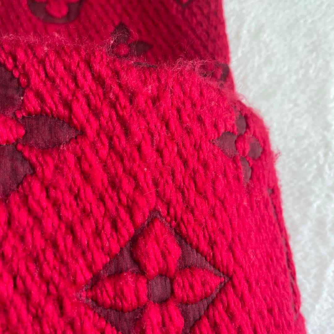 LOUIS VUITTON レッド マフラー　ヴェルニ