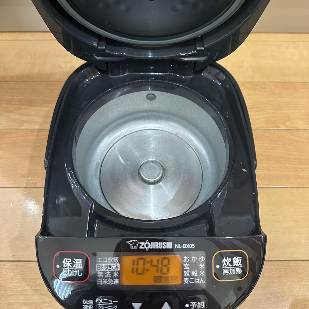 Zojirushi NL-BX05 炊飯器 ブラック 0.54L