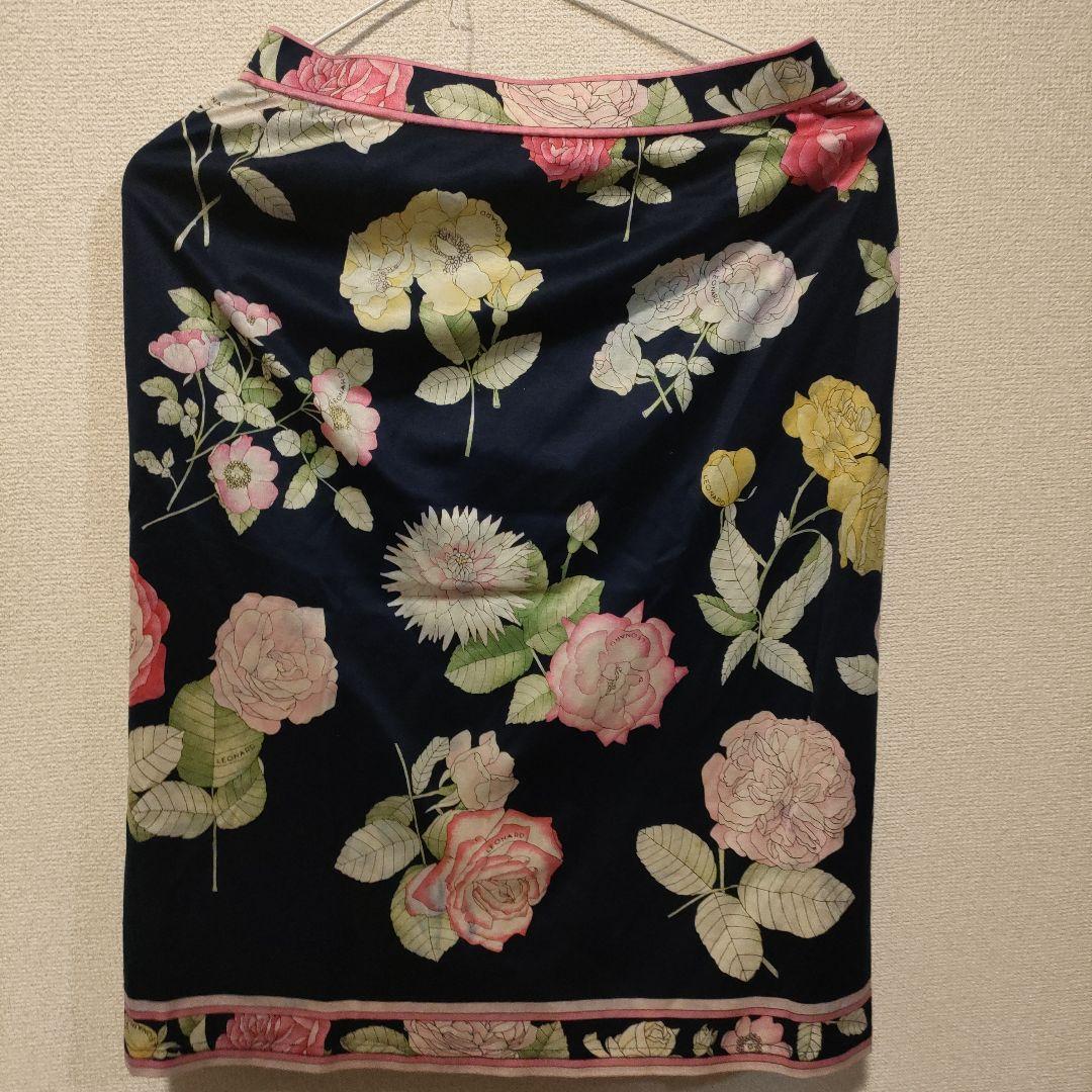 k4 超美品　LEONARD　レオナール　スカート　花柄