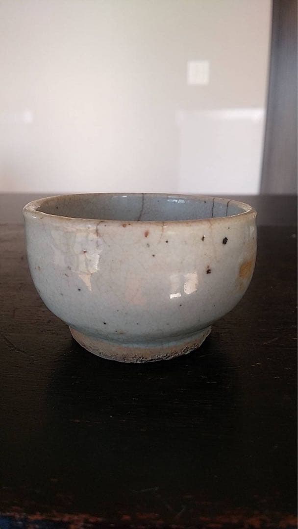 李朝　李朝盃、ぐい呑み　韓国美術　朝鮮美術　古美術　茶道具　アンティーク