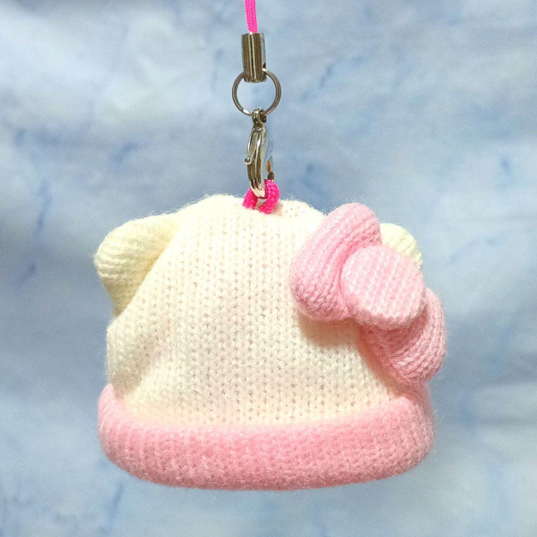 USJ　日本限定　レトロ　ハローキティ　耳付き帽子　ストラップ　ミニ　ニット