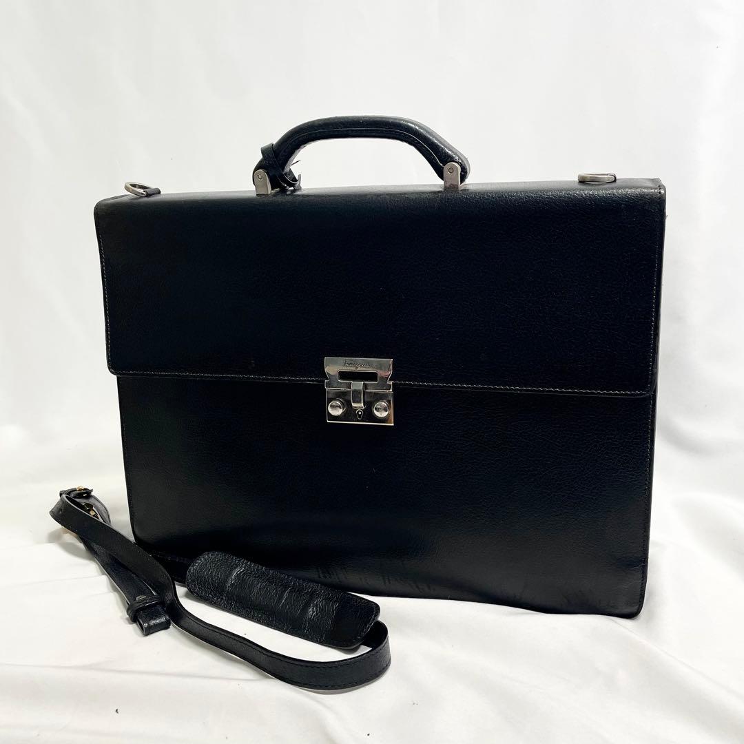 フェラガモ 2way ブリーフケース ビジネスバッグ 金具 大容量 多機能 A4