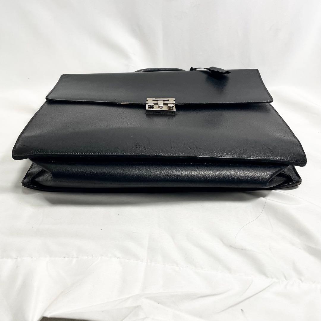 フェラガモ 2way ブリーフケース ビジネスバッグ 金具 大容量 多機能 A4