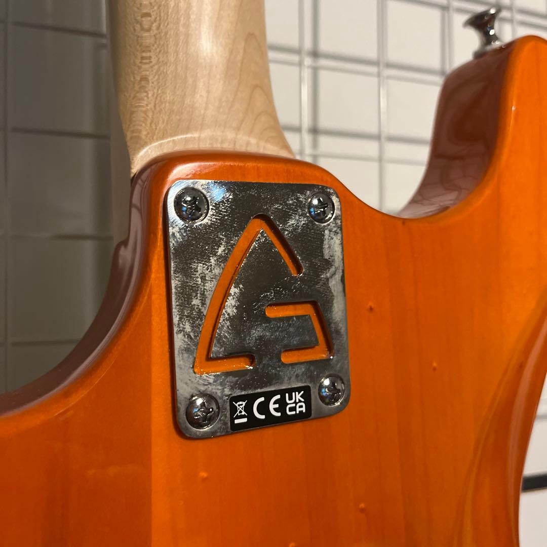 ギター Guild Surfliner