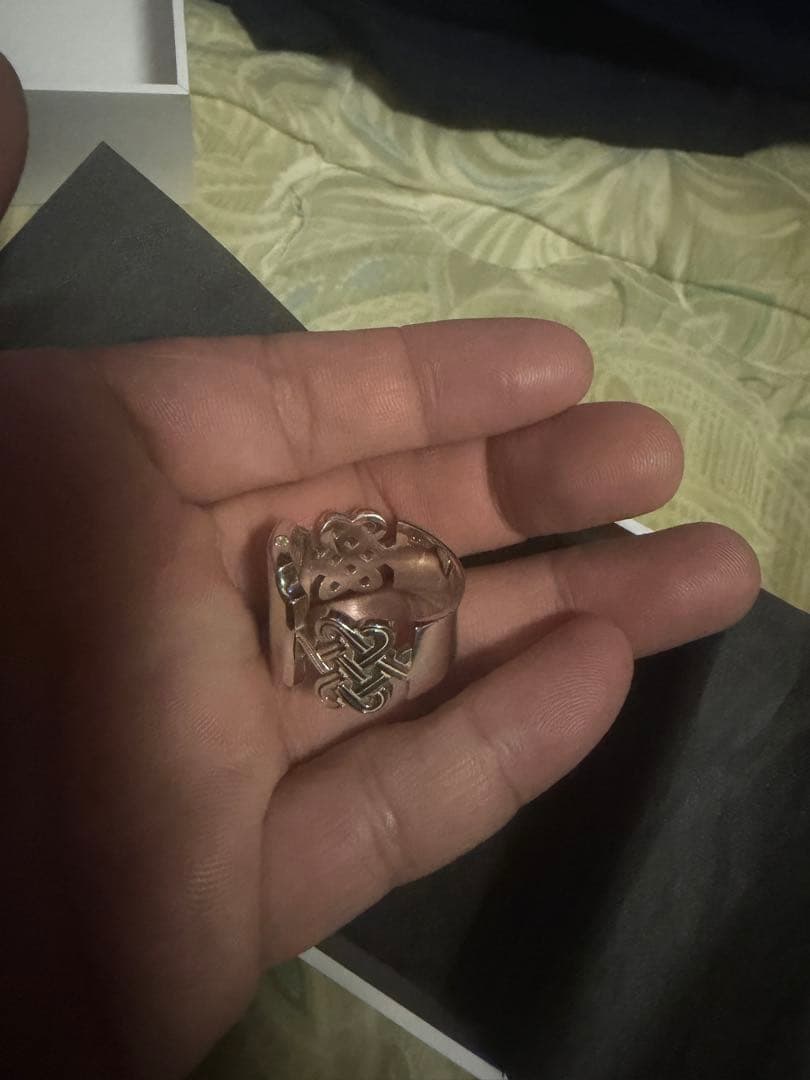 h’eres MAJESTY CROWN RING DIA 21号