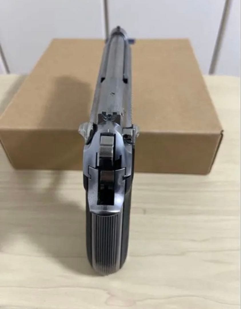 ブラックフライデー限定値引き東京マルイ　ベレッタ M92F シルバー　ガスガン