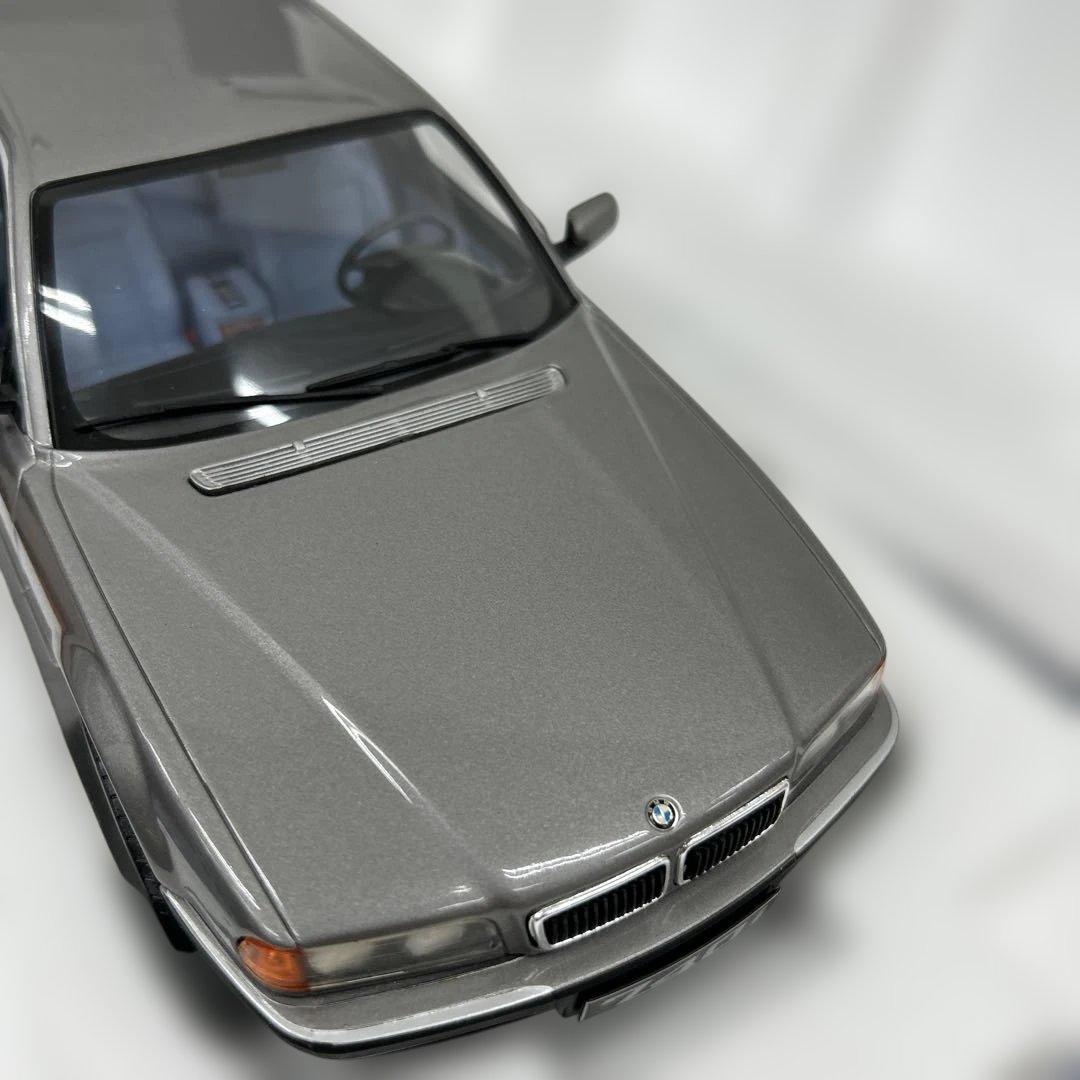 ミニカー 506340KK BMW 1/18 740i E38 1.series 1994