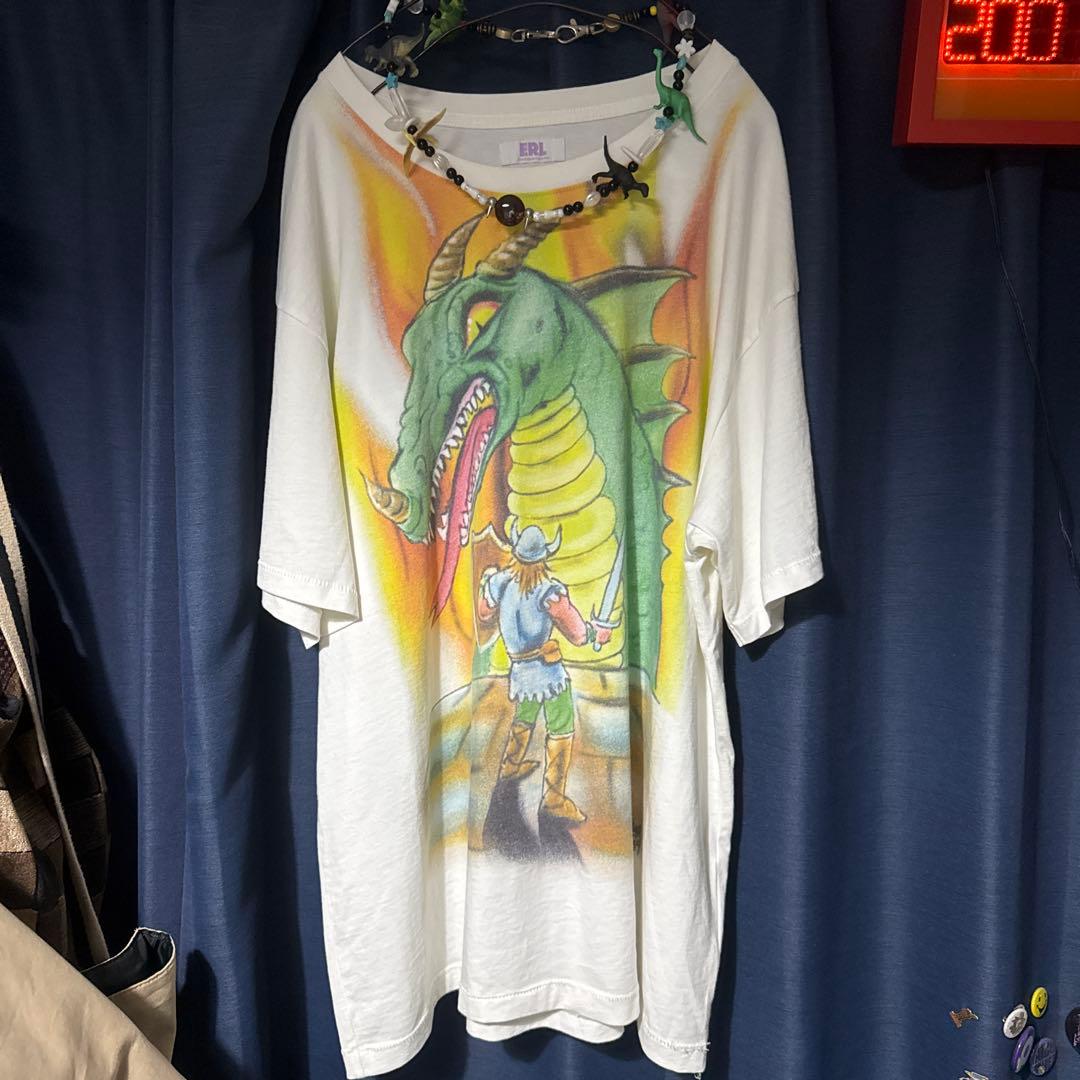 ERL ドラゴンTシャツ　ポーカーズ つかさ 着用