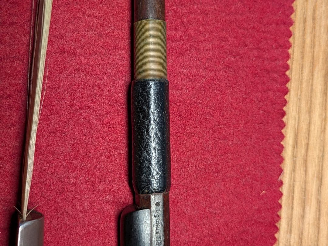 コントラバス弓　*Egidius Dörflar***