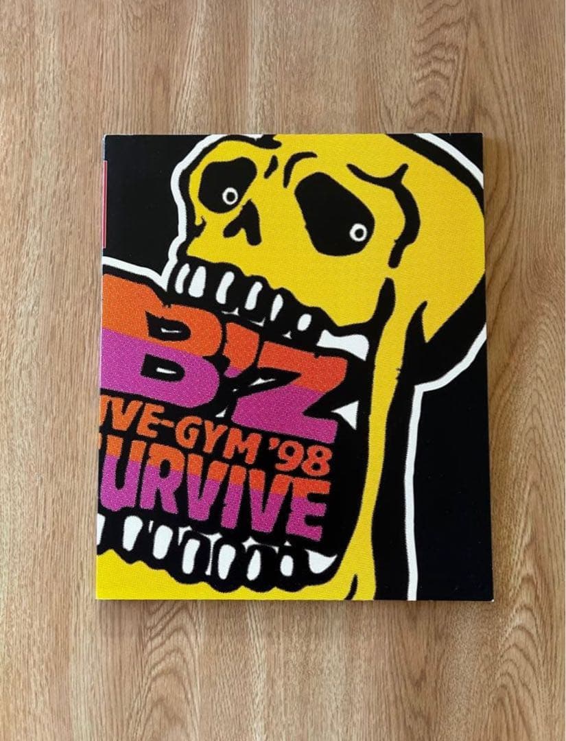 B'zツアーパンフレット