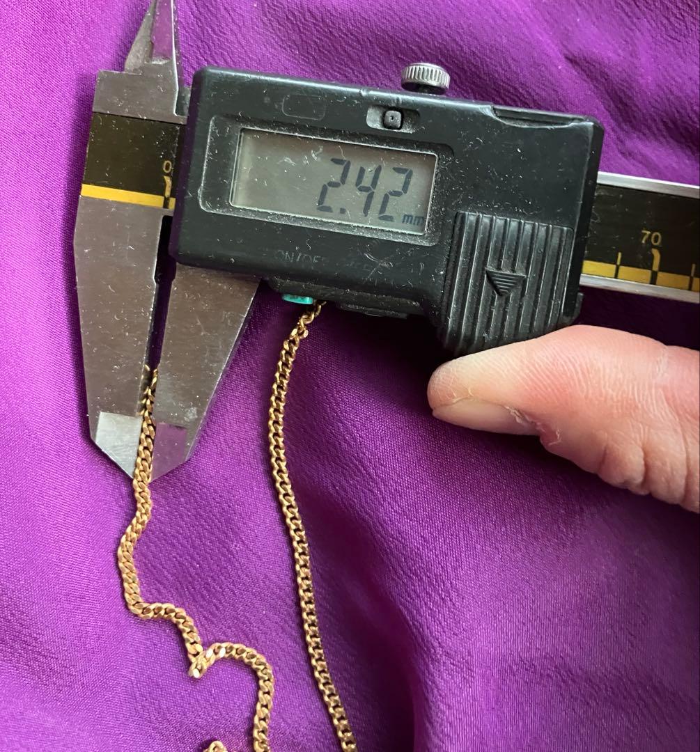 18金　ネックレス　幅約2.4ミリ　中古品　1点