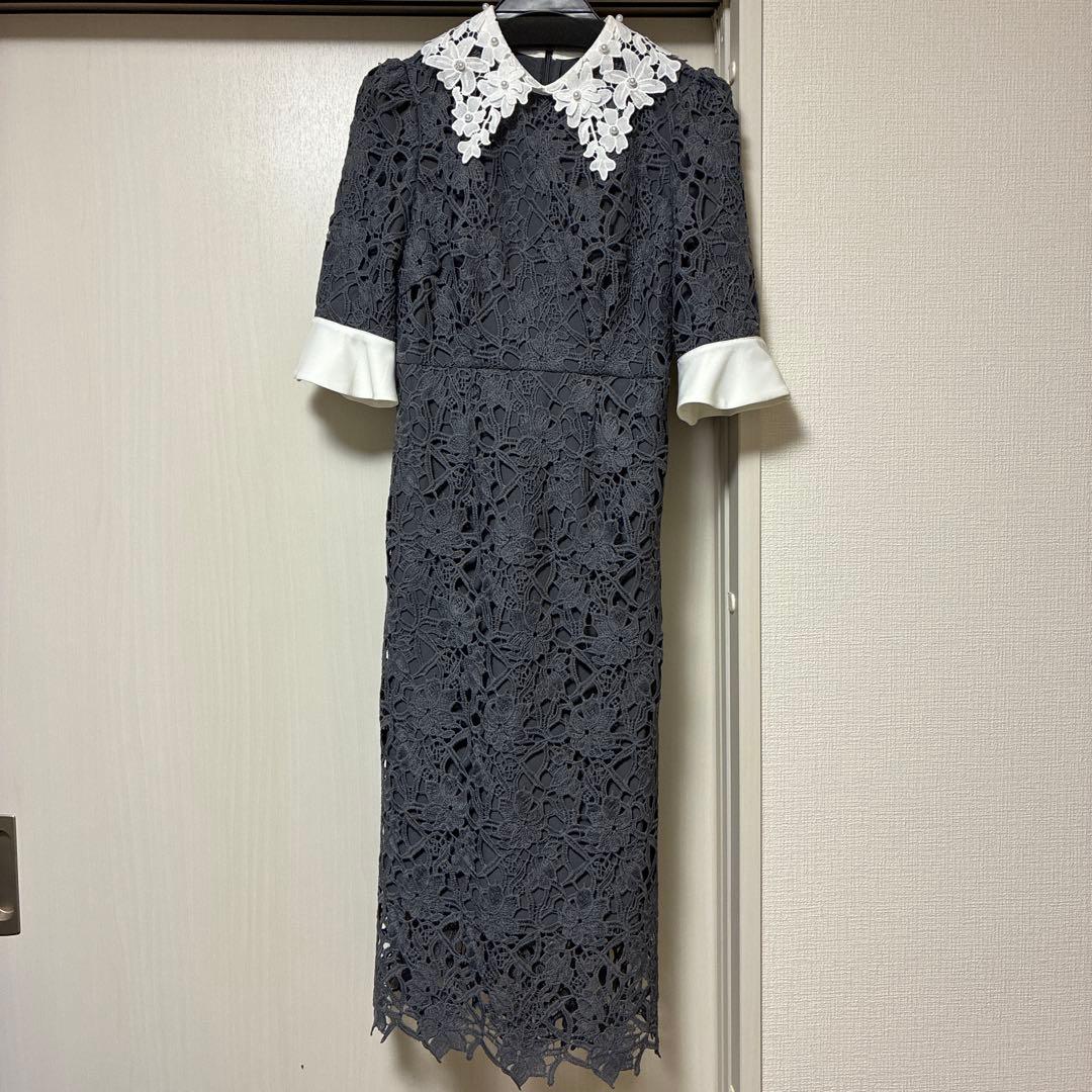 【Leja】花柄レースカラースパンコール刺繍Aラインフレアドレスワンピース