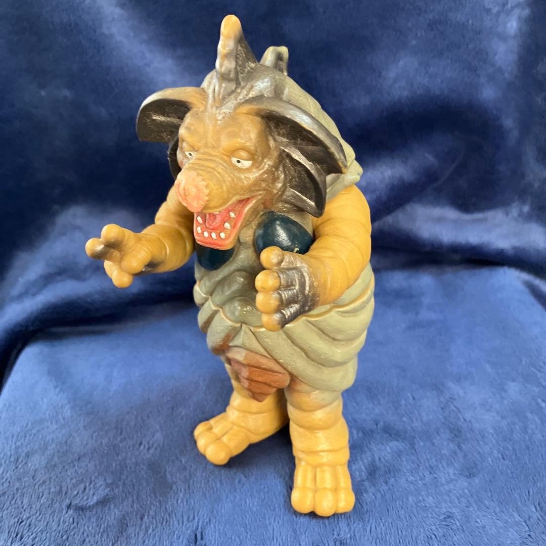 円谷プロ　ウルトラマン　怪獣　BANDAI ソフビ　フィギュア　他まとめ売り