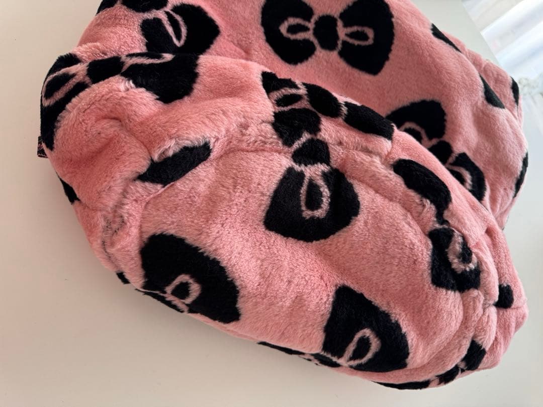 ★新品未使用★ふわふわ暖かい リボン柄ファーベッド リバーシブル 小型犬 小動物