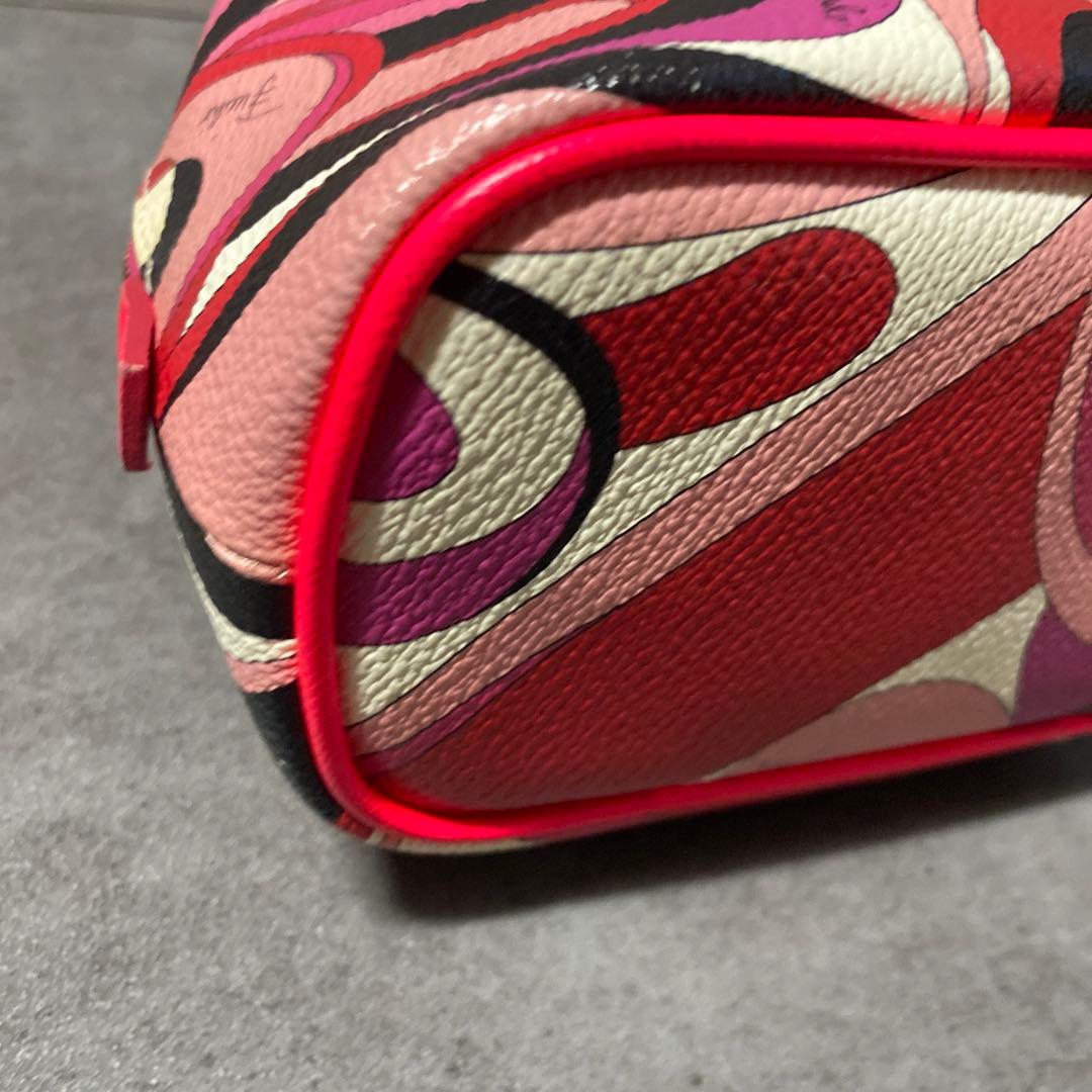 ✨美品✨EMILIO PUCCI 総柄 レザーバッグ　マルチカラー