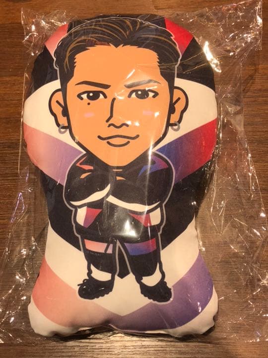 登坂広臣 クッション