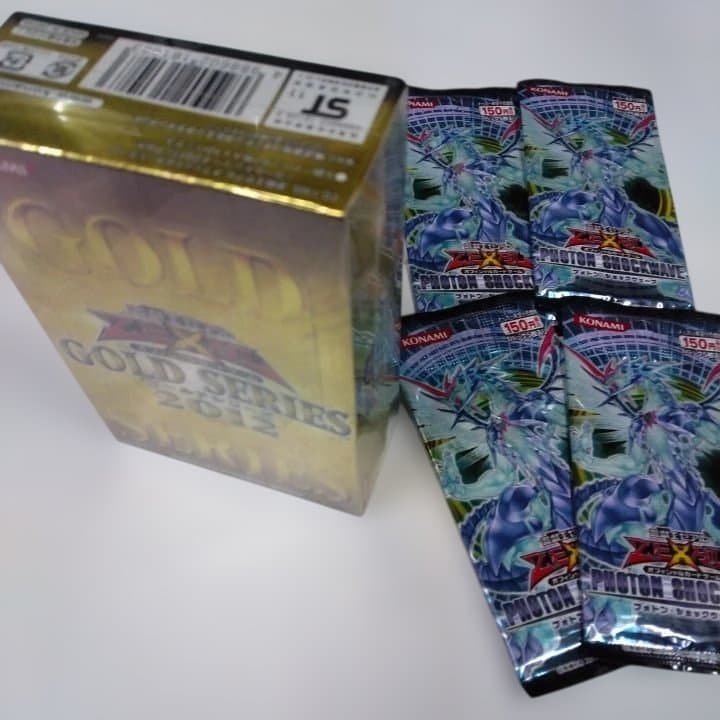 遊戯王GOLD SERIES2012ボックスPHOTON SHOCKWAVE4