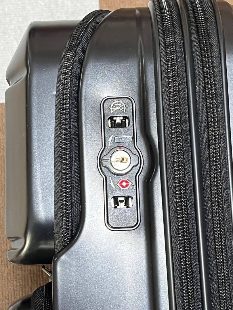 未使用 A.L.I PANTHEON パンテオン スーツケース拡張機能搭載54L