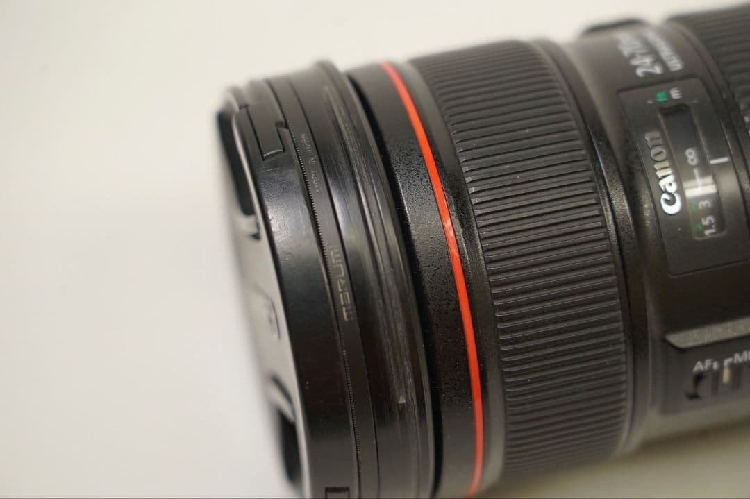 キャノン　ズームレンズ　EF24-70mm　F2.8