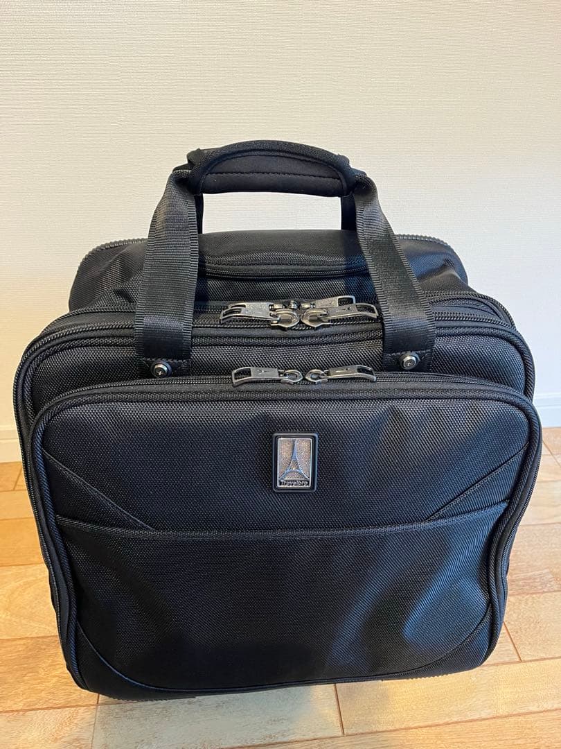 【新品未使用】Travelpro フライトバッグ