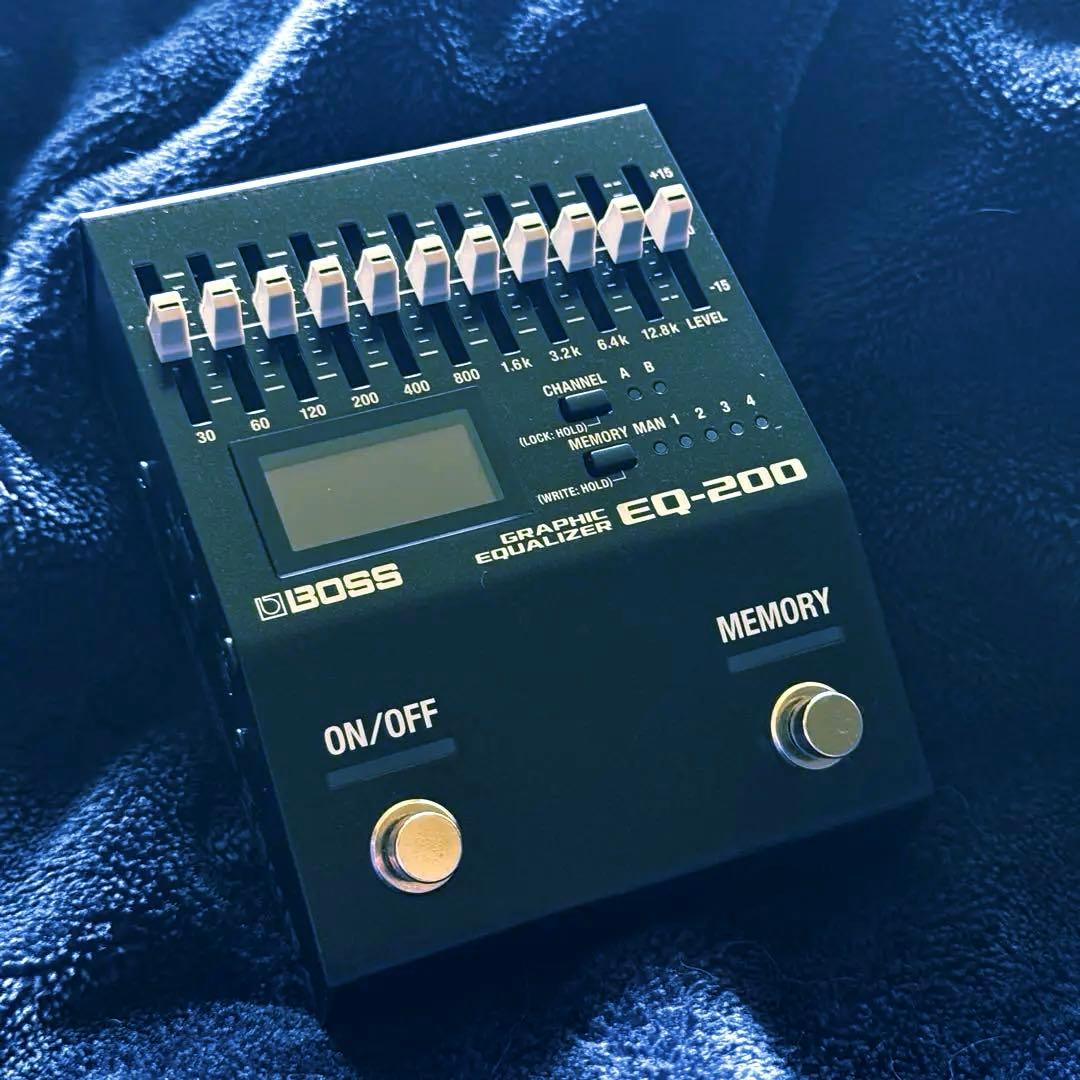 美品　BOSS EQ-200 グラフィックイコライザー