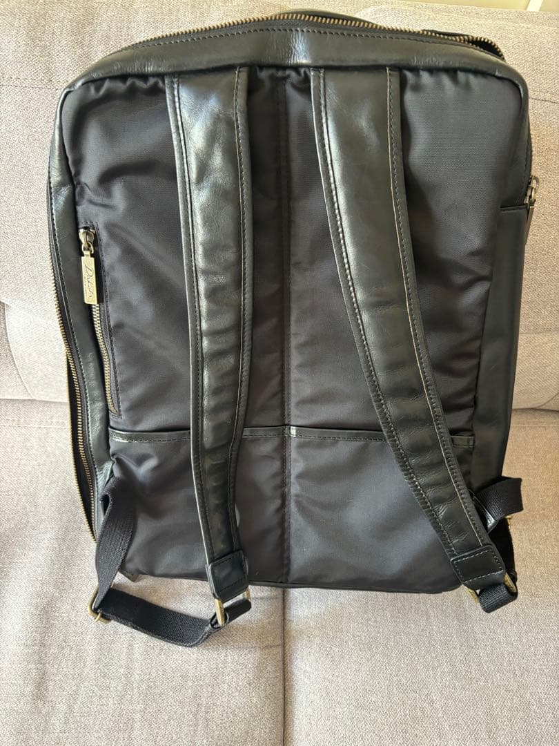 【美品】Dakota ビジネスリュック