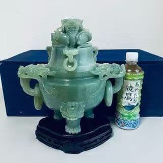 翡翠製獅子装飾置物 15cm