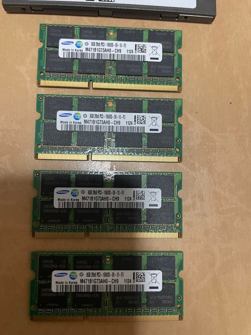 KingstonSSD 480GB + Samsung DDR3 32GBセット