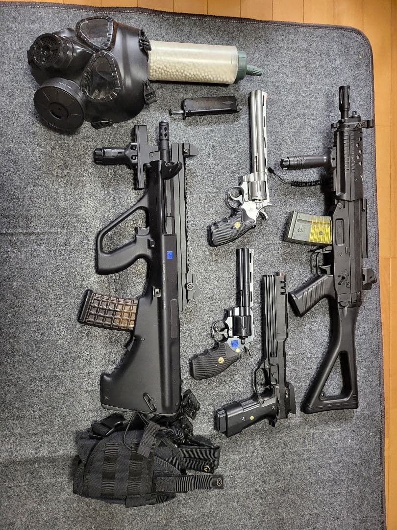 電動エアガン、ガスブローバック、インテリア雑貨※機能保証無しのジャンク品