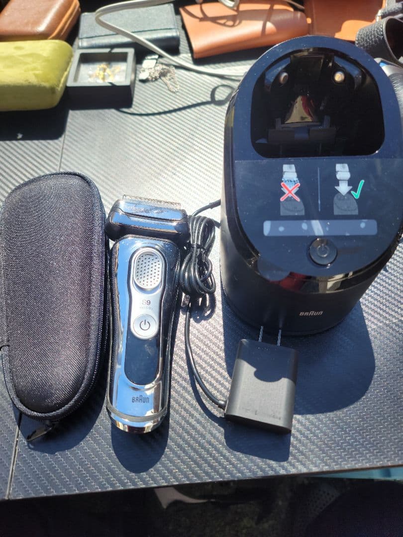 Braun S9 シェーバー 充電器・ケース付き