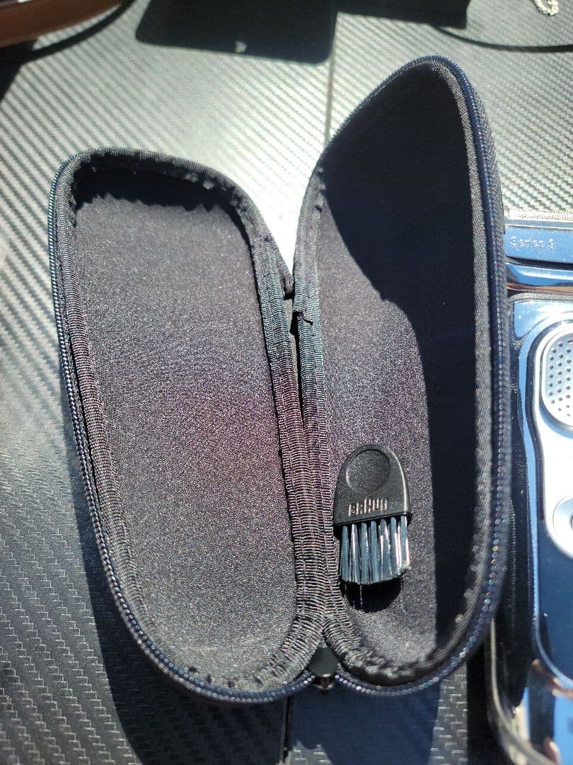 Braun S9 シェーバー 充電器・ケース付き