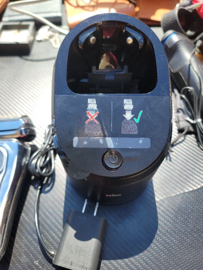 Braun S9 シェーバー 充電器・ケース付き