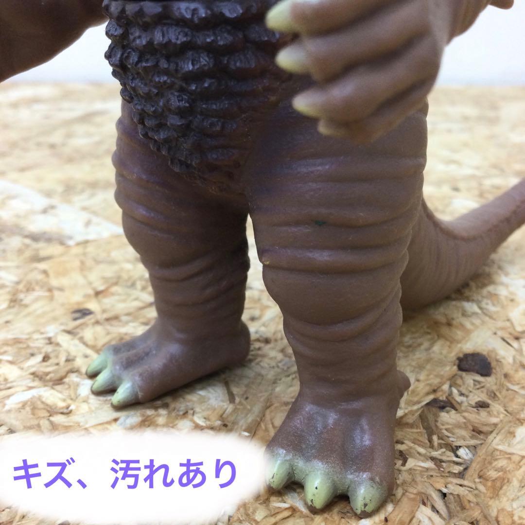 BANDAI ウルトラ怪獣　ソフビ人形　4体まとめセット　高さ12〜13cm