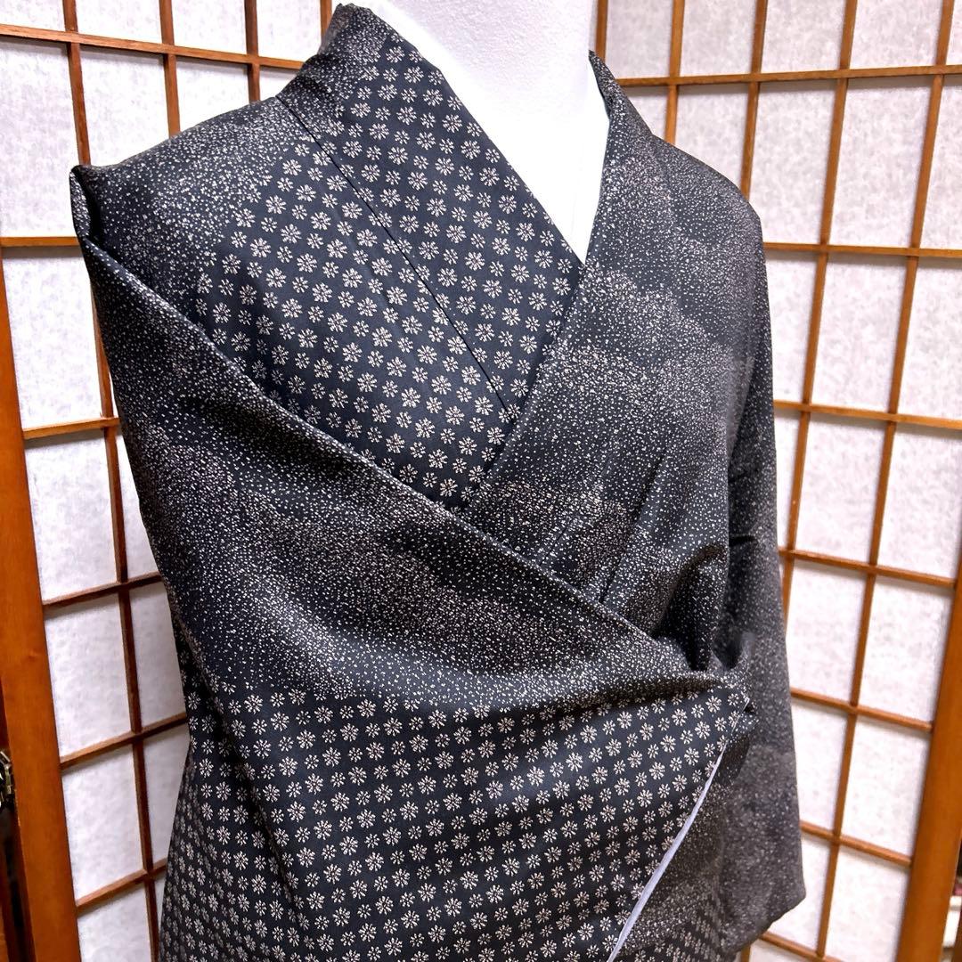 専用ページ　正絹　ガード加工済み　大島紬《小花　雲》