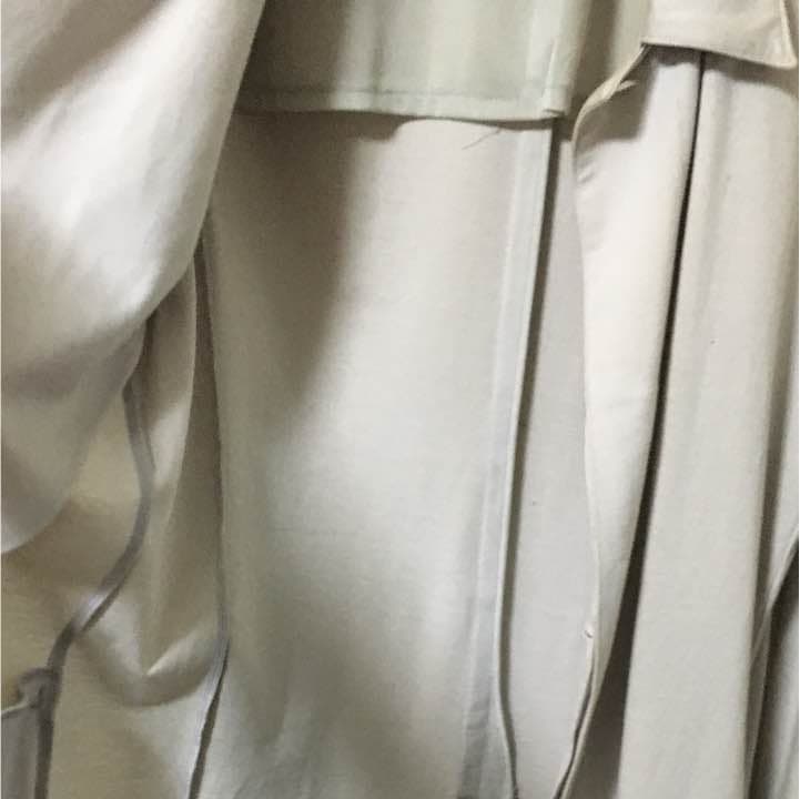 GACKTさん  愛用ロングコートホワイトを今だけ値下げ！！