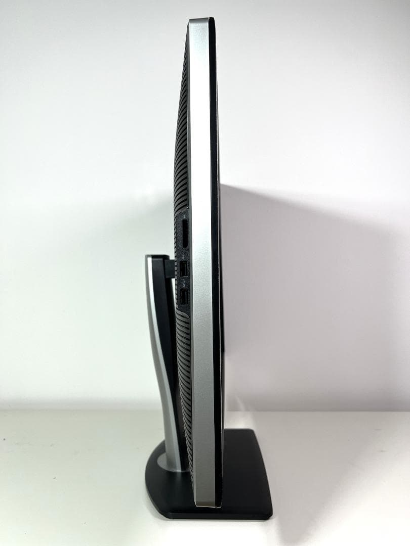 DELL U3014 デジタルハイエンド 30インチモニタ (1)