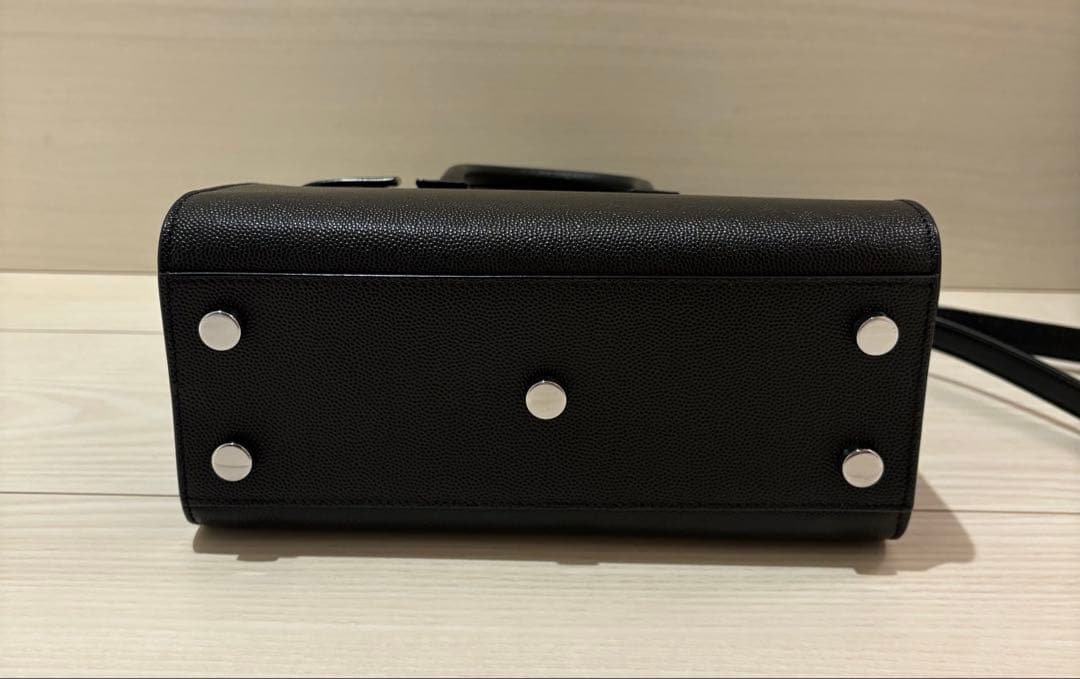 サックドジュール（ナノ/グレイン・ド・プード ルエンボスレザー）