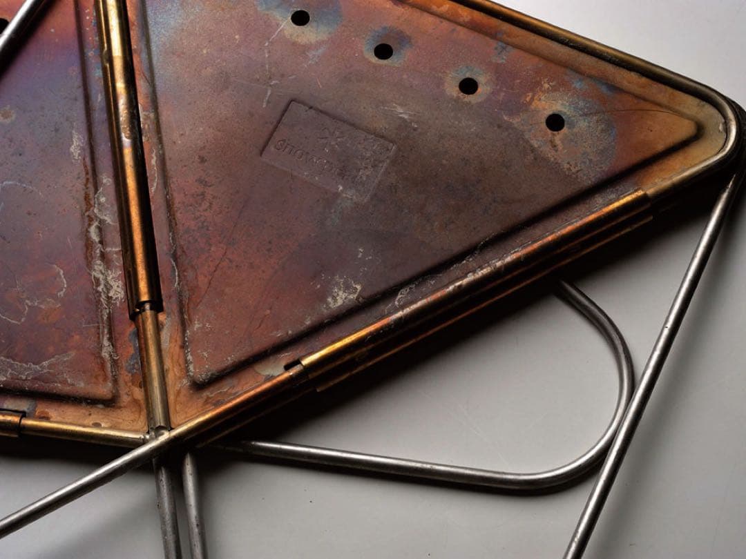 焚火台 M [2-3人用](ST-033R) スノーピーク【未使用新品】