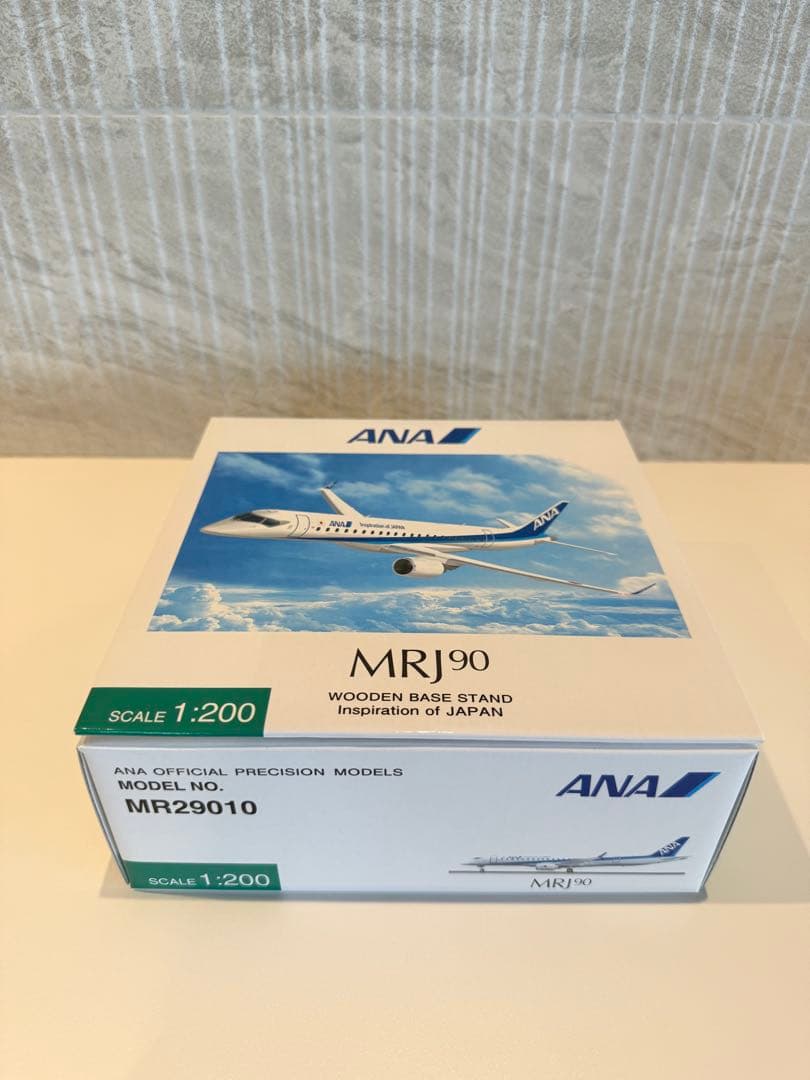 【新品未開封】全日空商事 1/200 ANA MRJ90