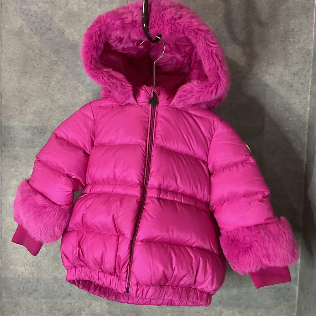 【袖口のみ汚れあり】Babyモンクレール　ダウン