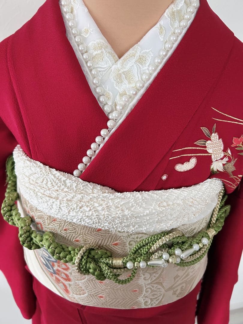 美品　王道カラー　正絹振袖フルセット　赤色 花柄　刺繍　豪華