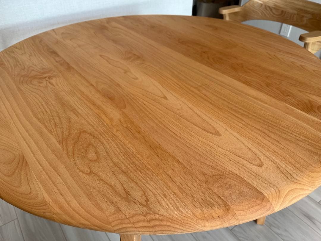 モモナチュラル　円形ダイニングテーブル 直径950mm