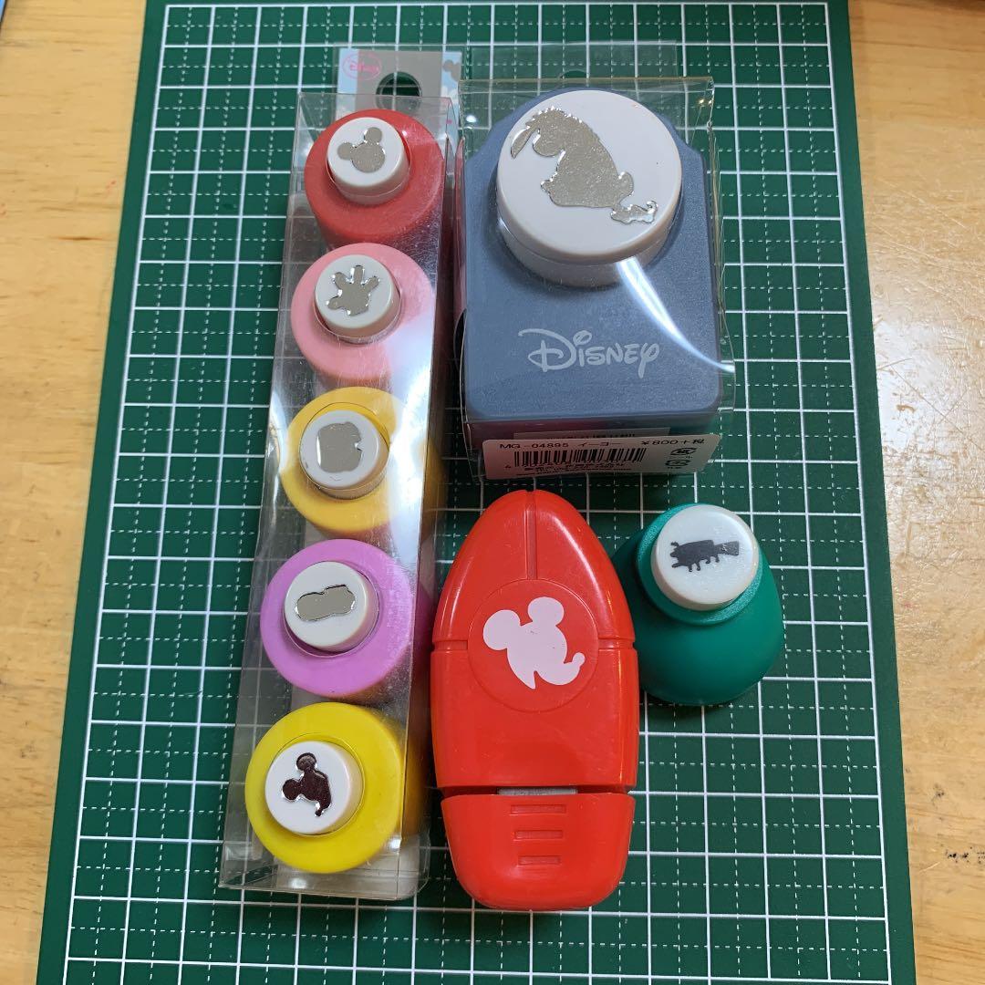 クラフトパンチ　ディズニー