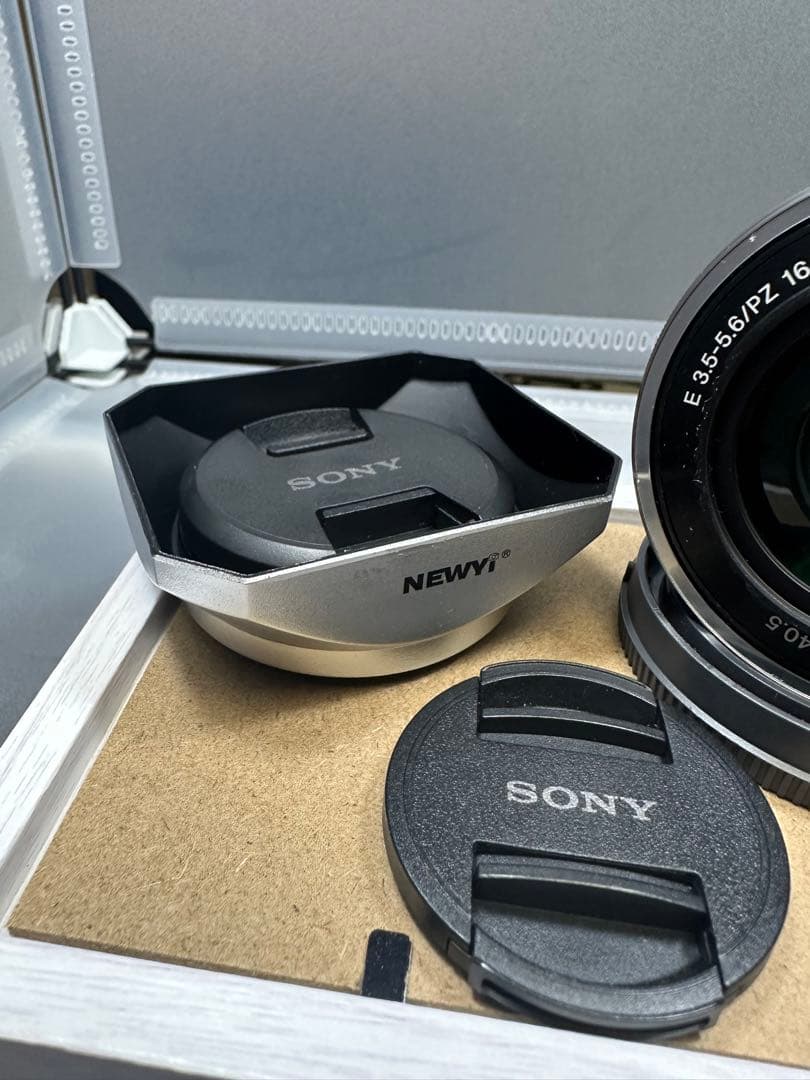 Sony E 16-50mm F3.5-5.6 PZ OSS レンズ　送料込み