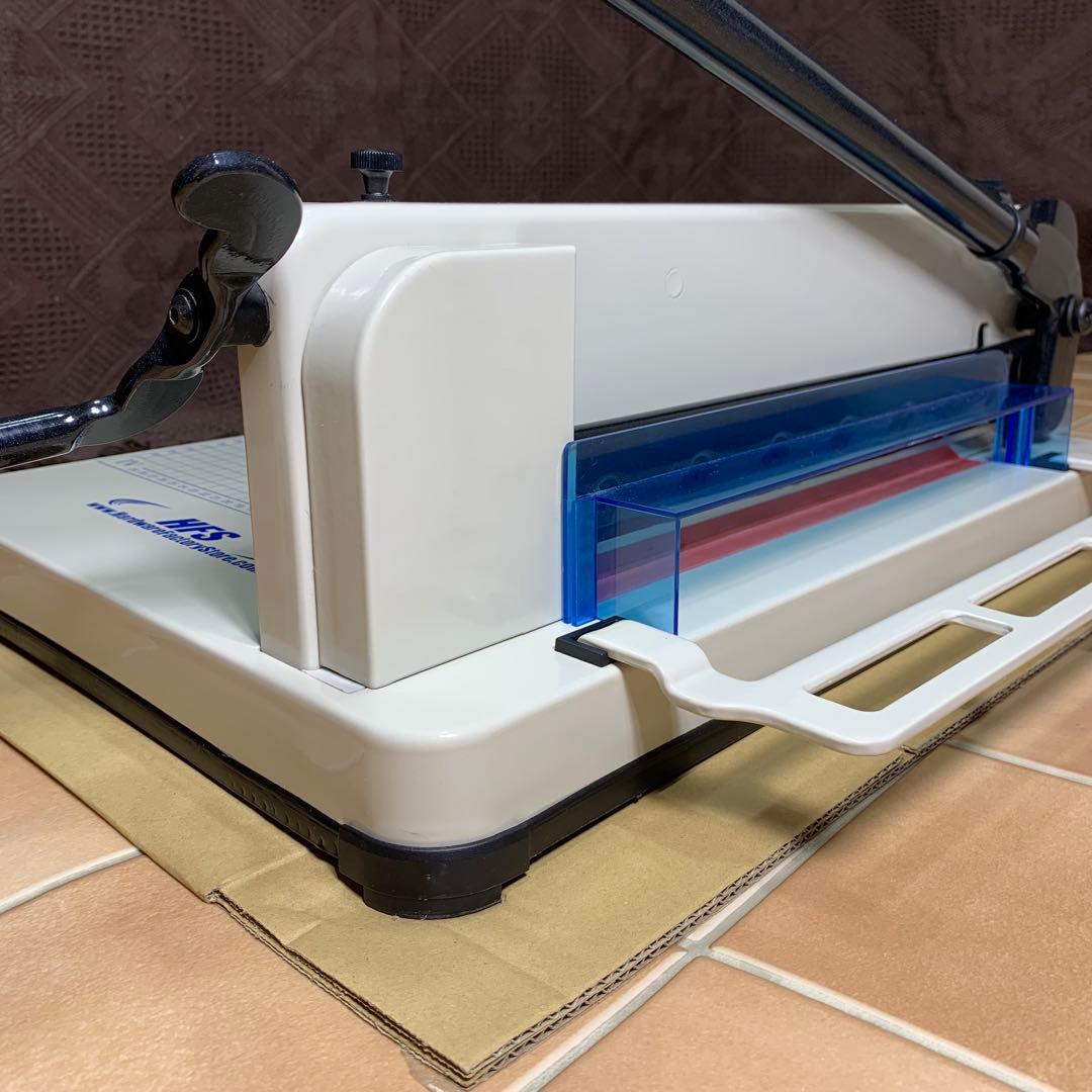 【極美品】HFS 大型裁断機 ペーパーカッター A4サイズ 事務 オフィス