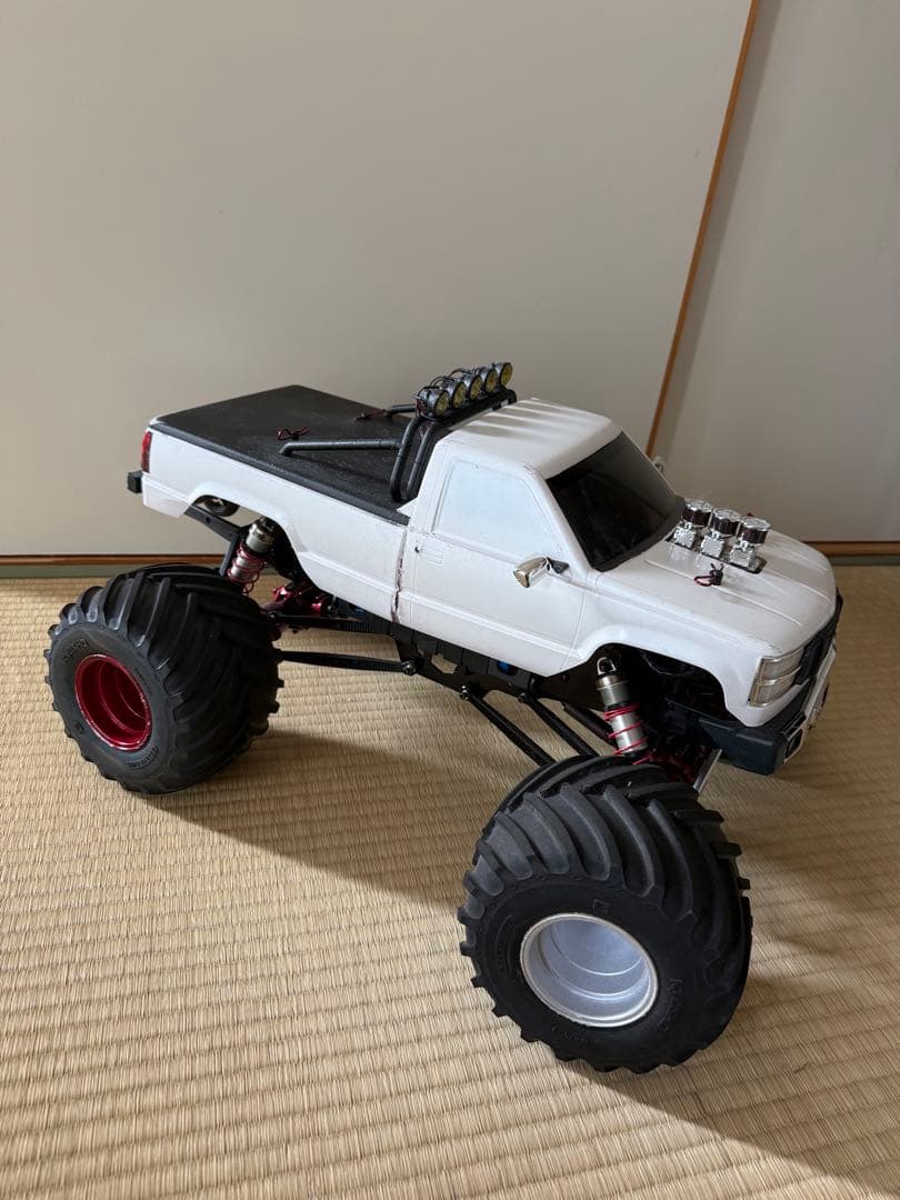 あなたは死なないわ私が守るもの。USA1 LED付きイカしてやるから買ってよね